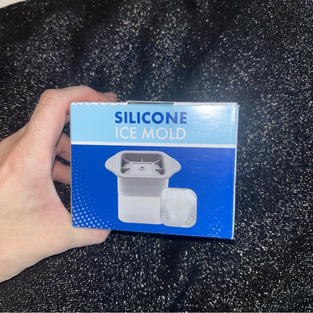 Silicone Ice Mold - Square NWT